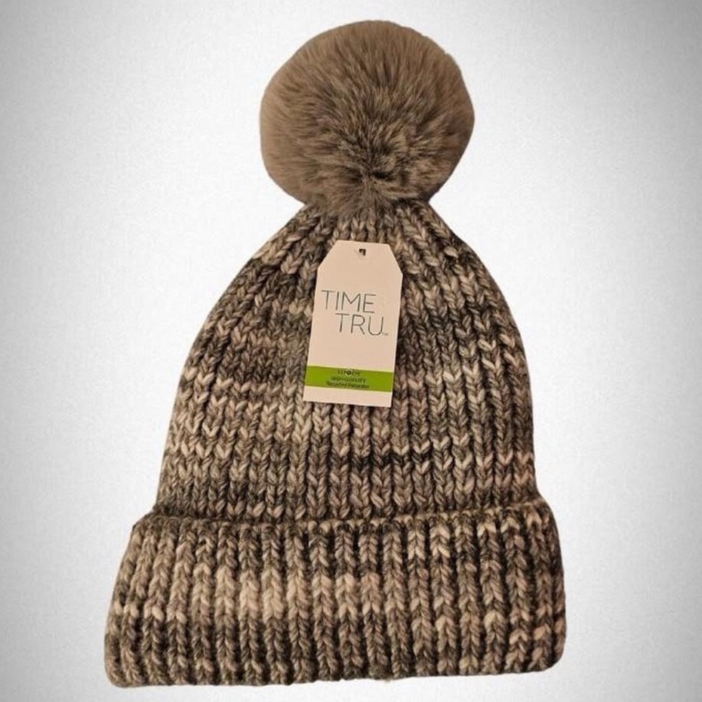 Time & Tru Cozy PomPom Beanie!